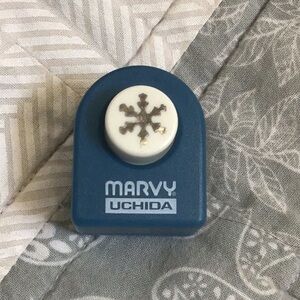❄️ Marvy Uchida Snowflake Paper Punch ❄️